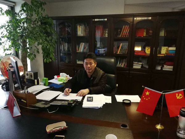 江苏商会九江马庆友会长.jpg