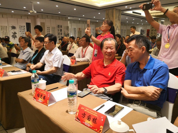 1569379705817530.jpg a_361133709698527232.jpg