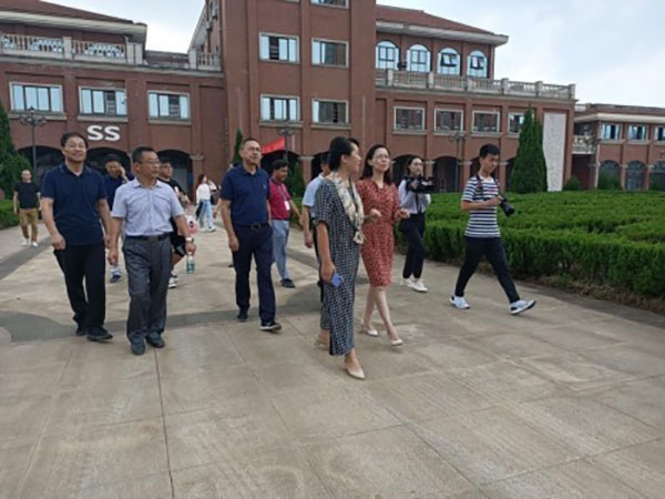 1599457571901036.jpg a_486443620191170560.jpg