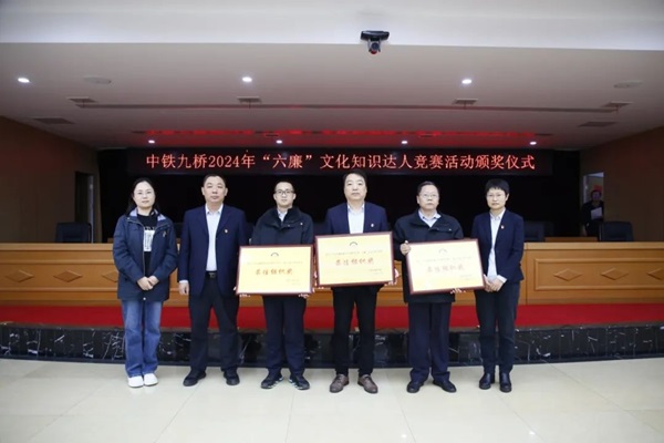 1732160507885091.jpg b458056e9e5c4bb5810755cffcfddb27.jpg