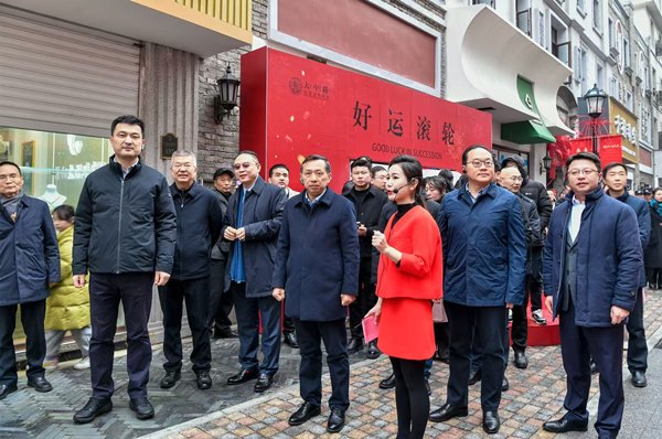 1738833463416698.jpg 67a0da6b88802.jpg