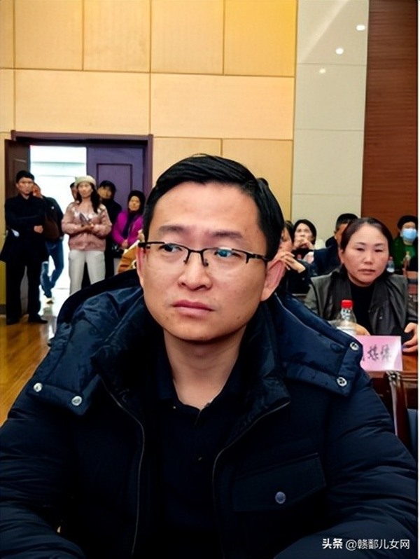 1766396115733768.jpg d21fa51d1d2c4c2eadec79af11dd95c1~tplv-tt-origin-web_gif.jpeg__iz=58558&from=article.jpg